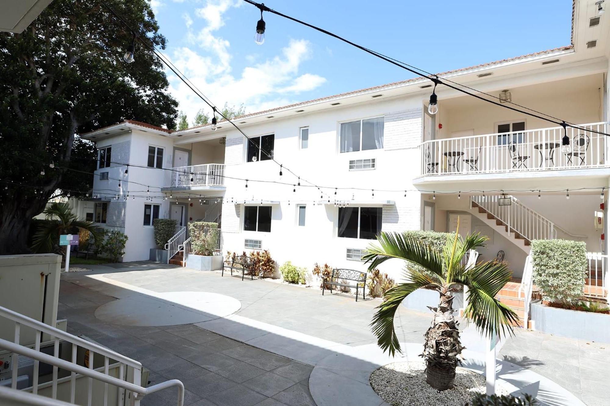 North Beach Steps To Sea Miami Apartment With Free Parking Family And Pet Friendly Miami Beach Exterior photo