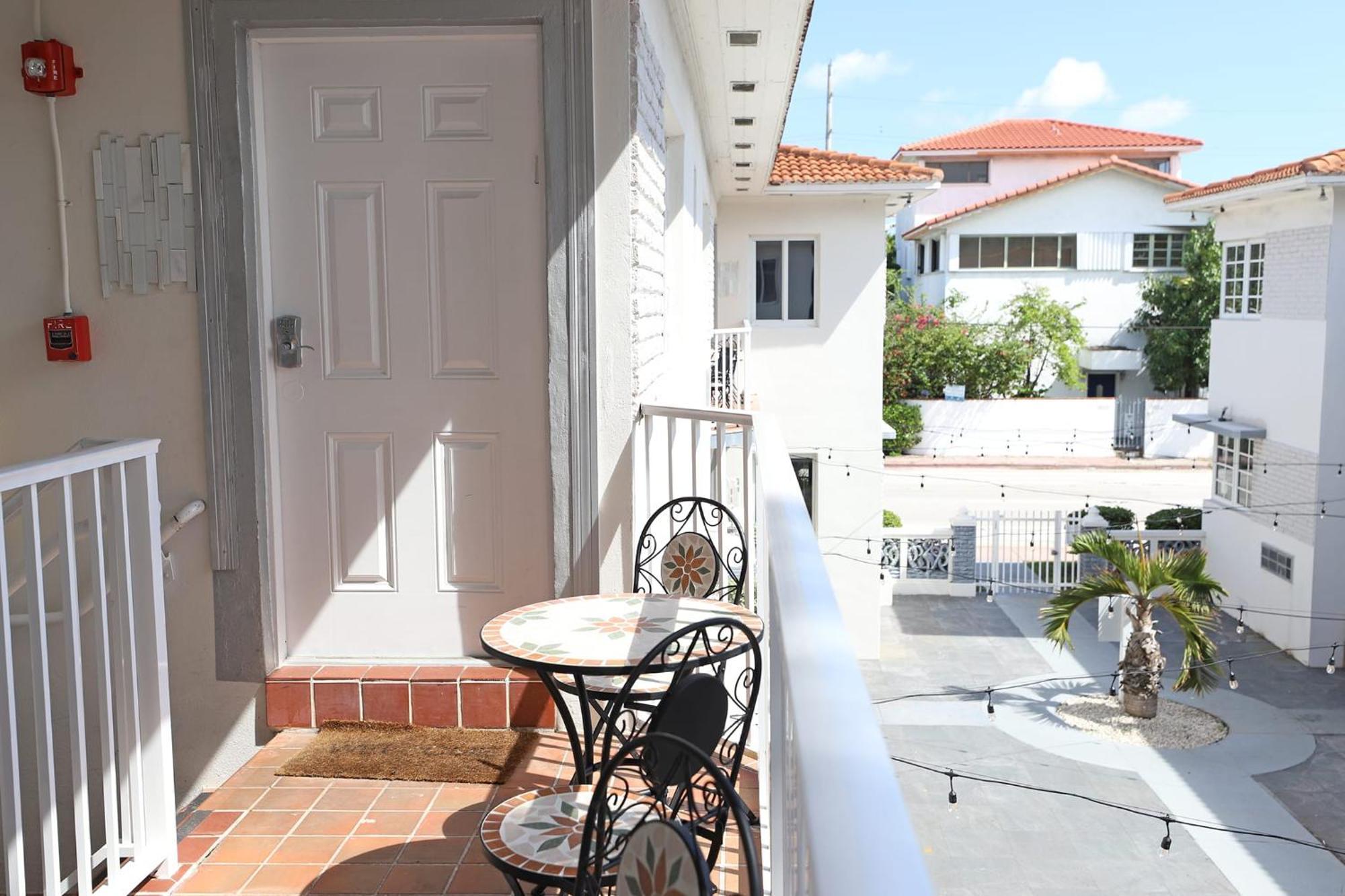 North Beach Steps To Sea Miami Apartment With Free Parking Family And Pet Friendly Miami Beach Exterior photo