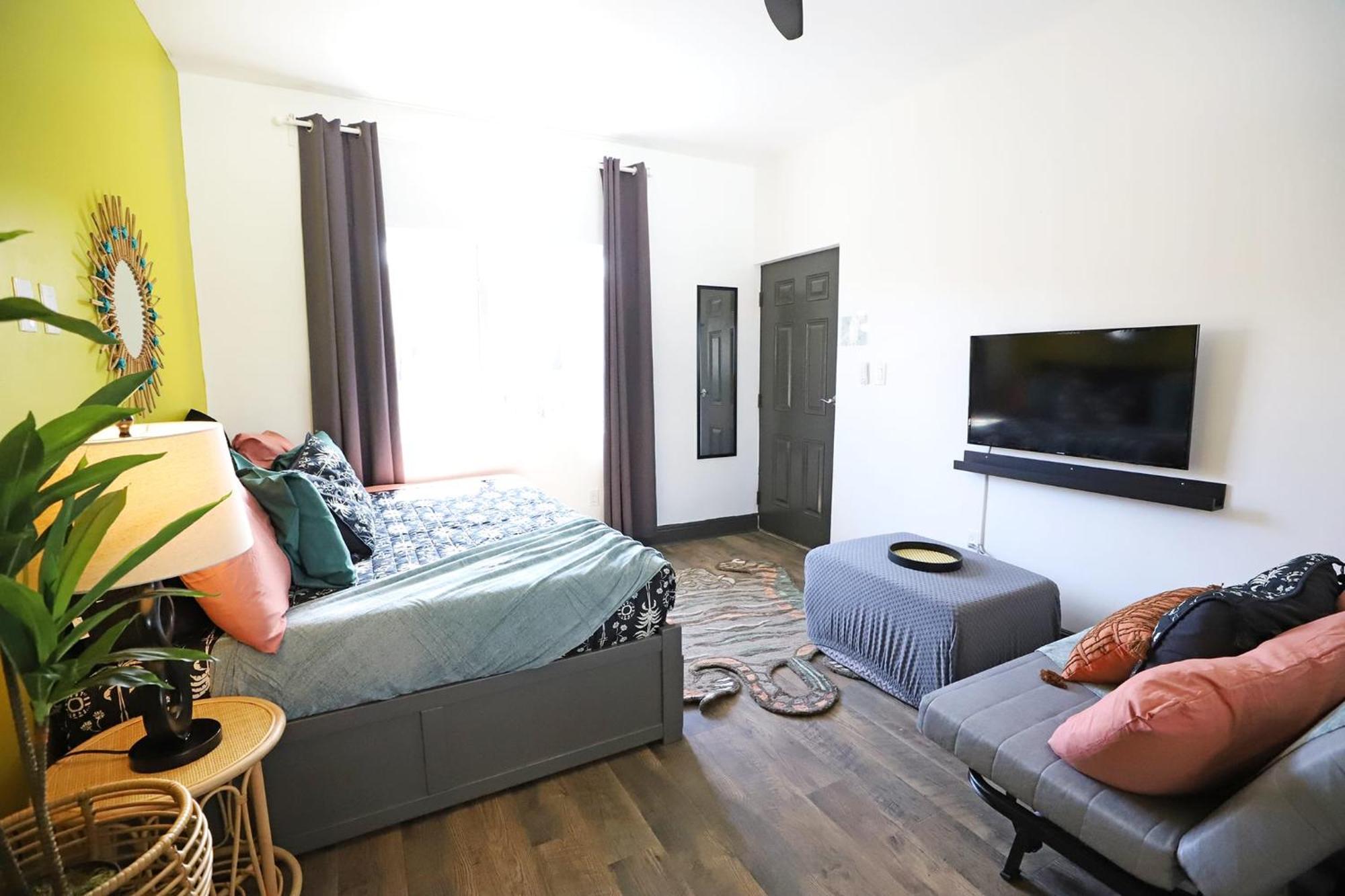 North Beach Steps To Sea Miami Apartment With Free Parking Family And Pet Friendly Miami Beach Exterior photo